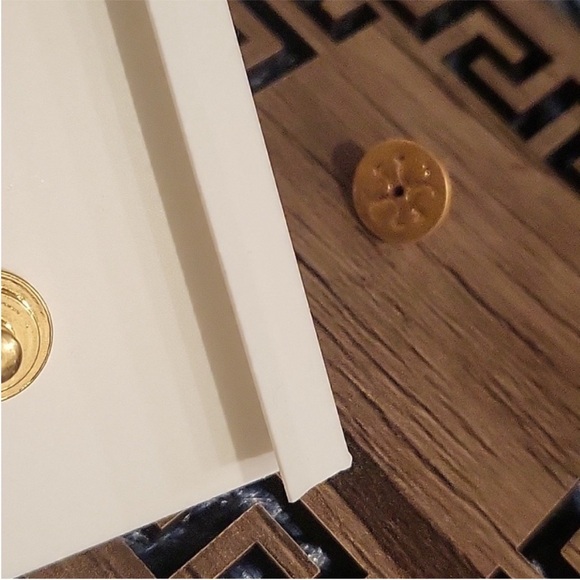 Tory Burch  Earrings - Picture 3 of 3